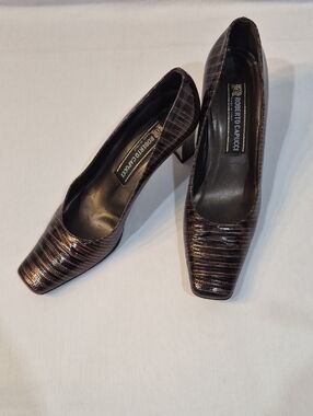 Brown Textured Leather Pumps with Low Heel